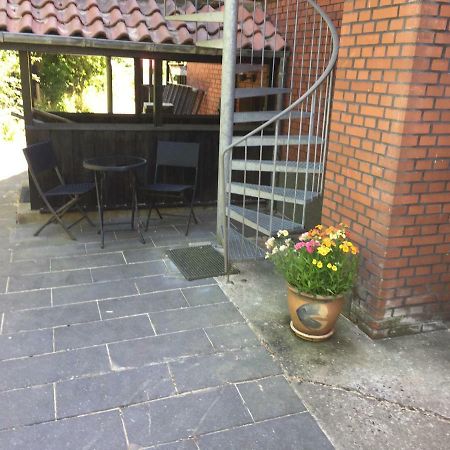 Apartamento Selvbetjent Lejlighed I Centrum Ved Aen Ribe Exterior foto
